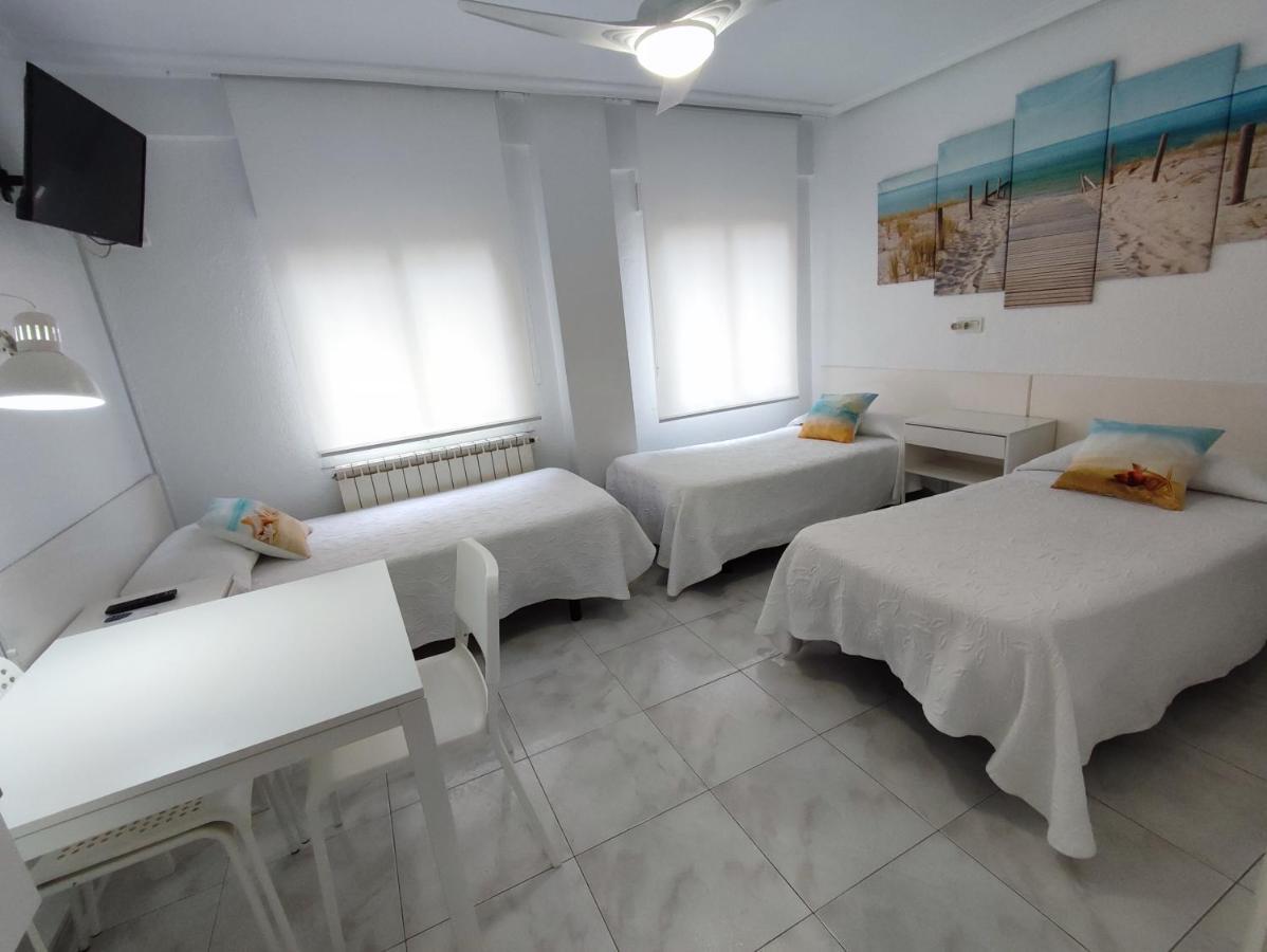 Hostal Lucy Сантандер Экстерьер фото