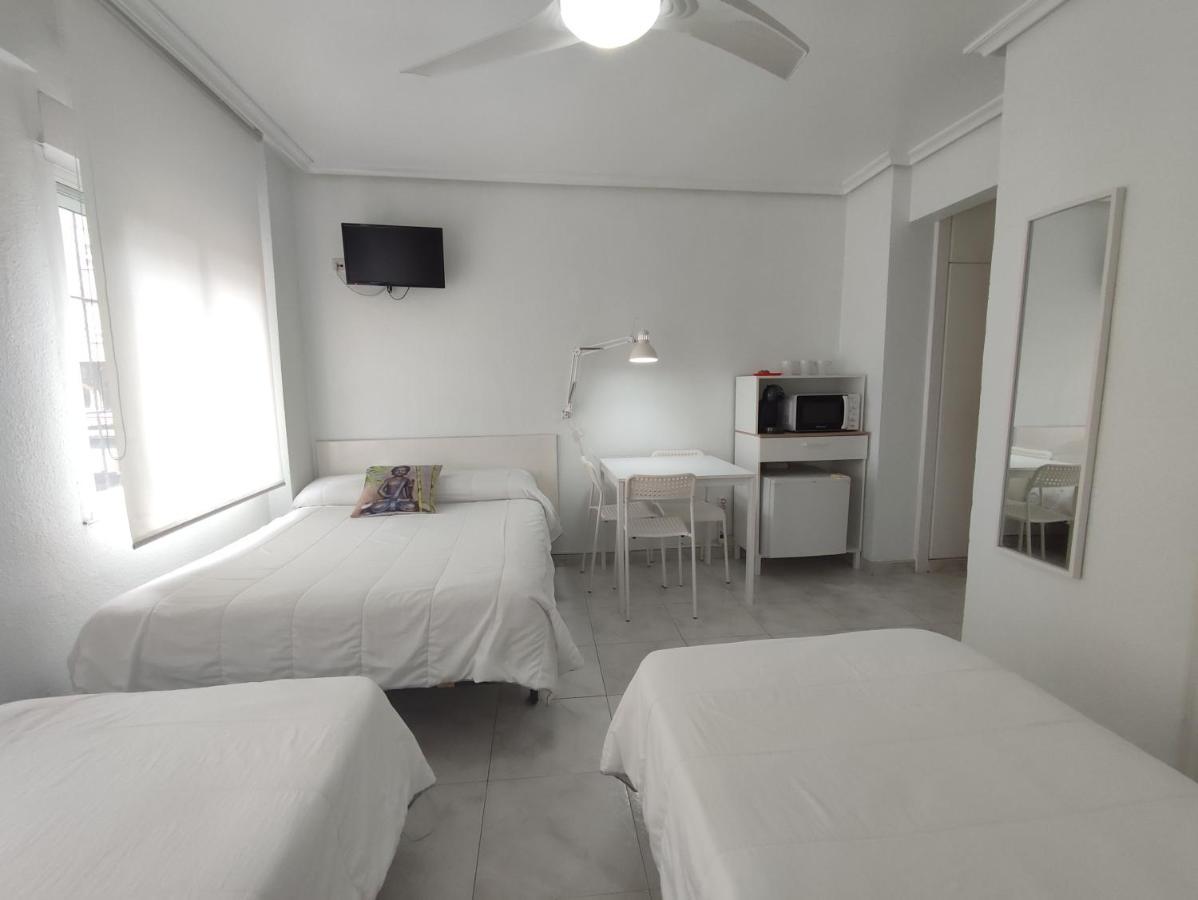 Hostal Lucy Сантандер Экстерьер фото