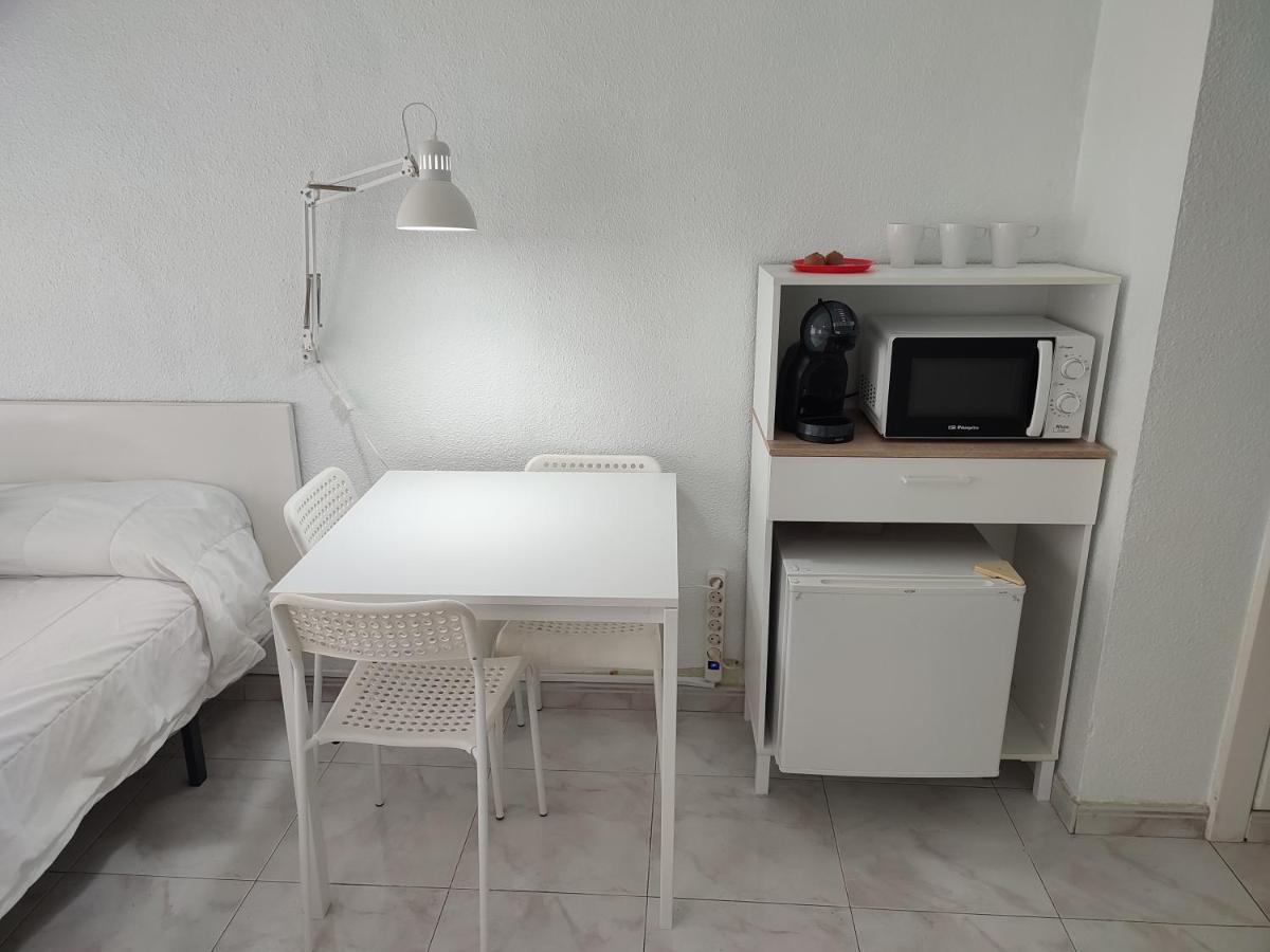 Hostal Lucy Сантандер Экстерьер фото