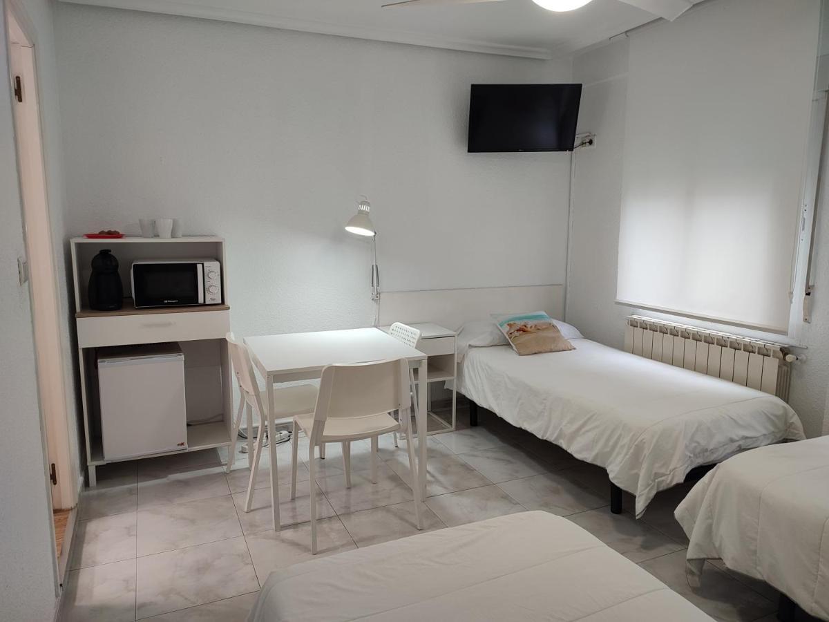 Hostal Lucy Сантандер Экстерьер фото