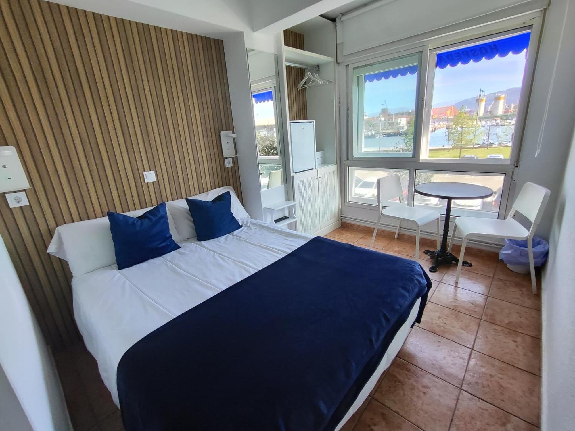 Hostal Lucy Сантандер Экстерьер фото